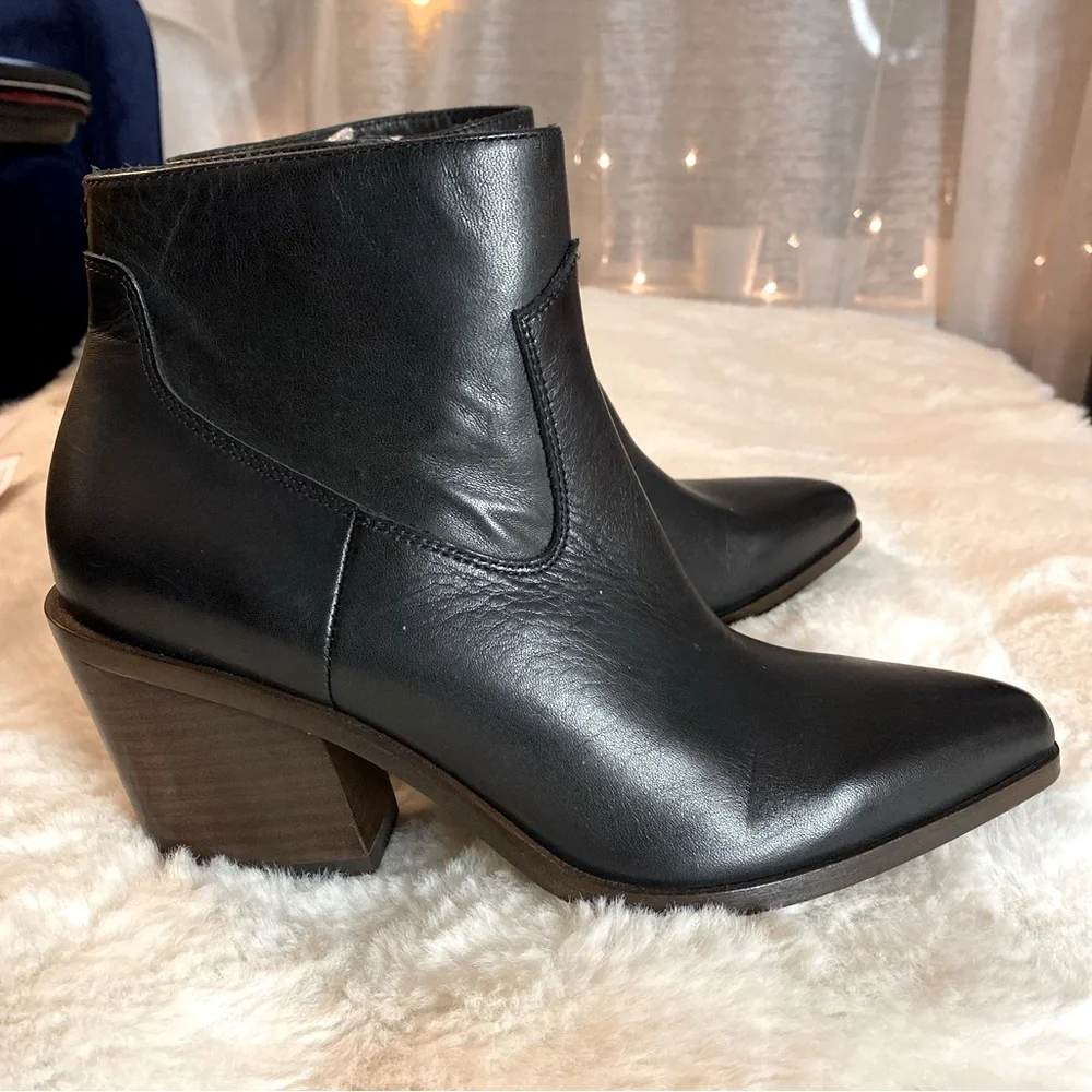 New Rag & Bone Razor Black Leather Side Zip Booties - Size 36.5 EU (6.5 US) - Picture 6 of 8